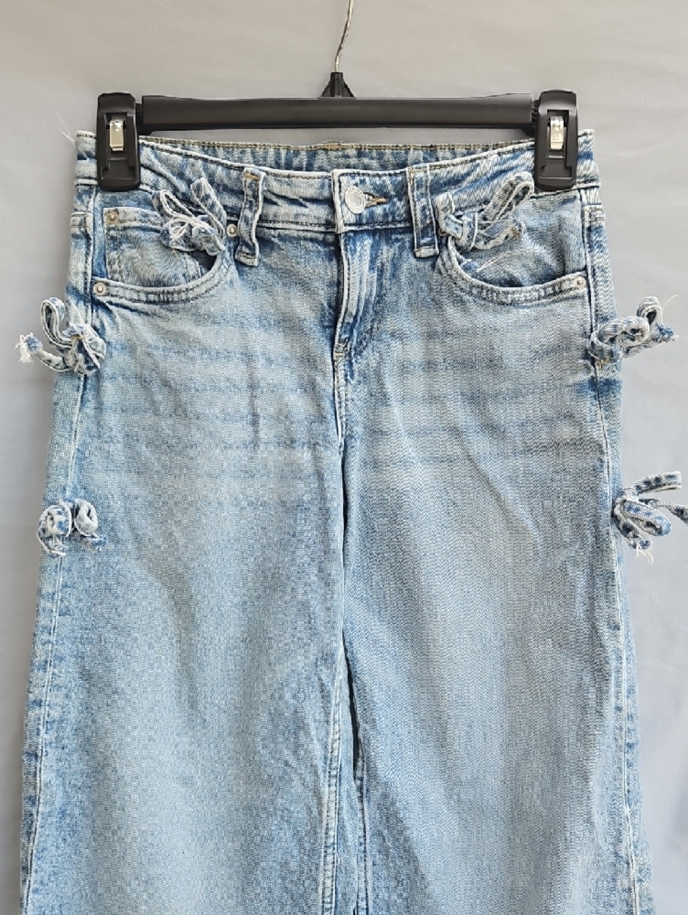 H&M Light Blue Wide-Leg Jeans with Ribbon Accents Girl 10 - Picture 2 of 6